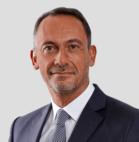 Eric Davoudet, Clifford Chance