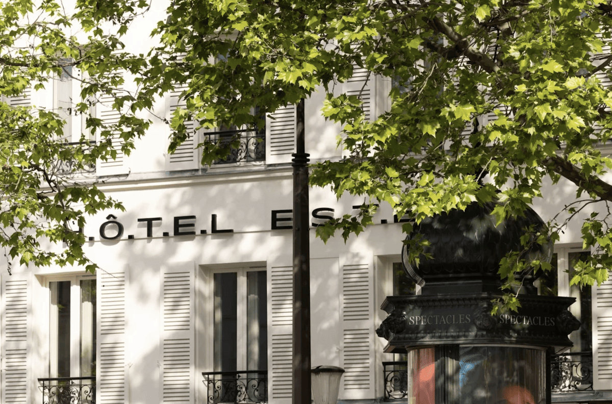 Le 4* Esté dans le 10e arrondissement de Paris. 