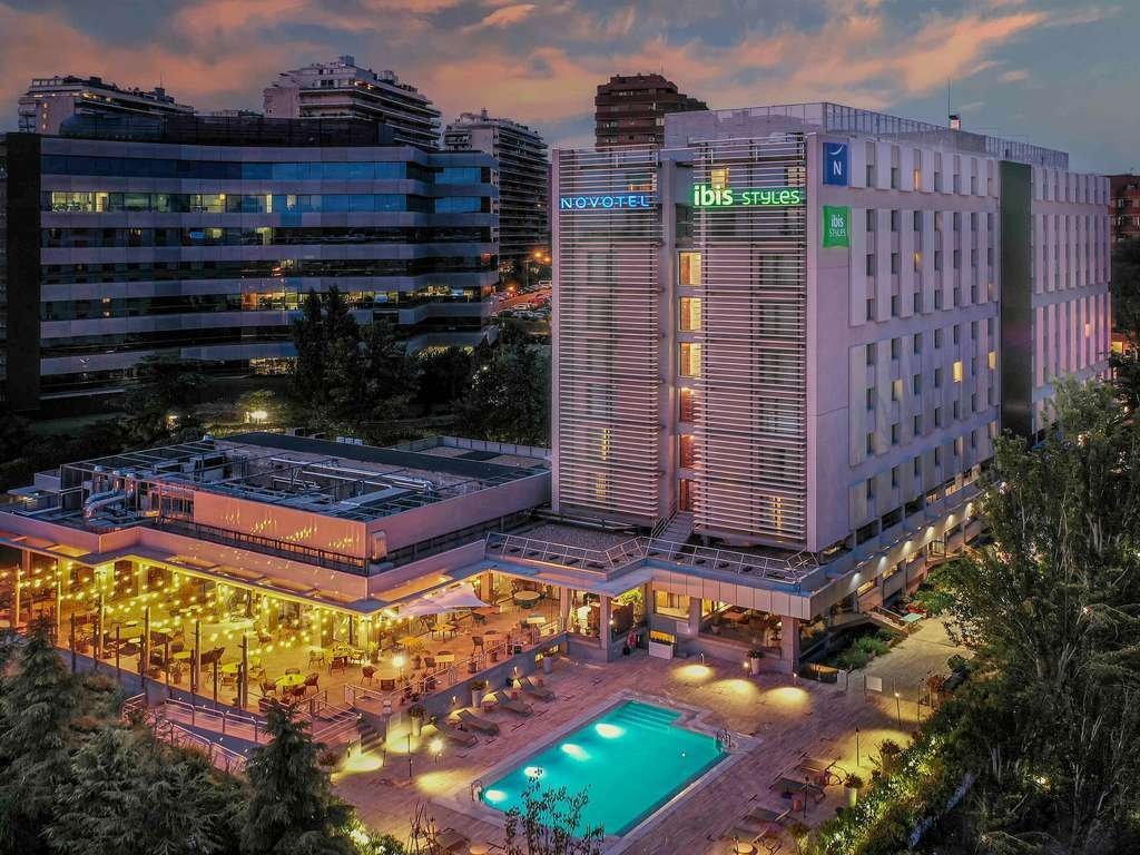 Le Novotel & Ibis Styles Madrid City Las Ventas, en Espagne. Le Novotel & Ibis Styles Madrid City Las Ventas, en Espagne.