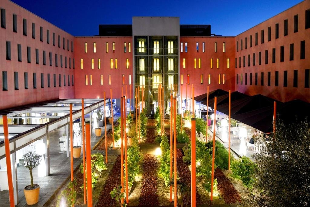 Le 4* Radisson Blu Toulouse Aéroport Le 4* Radisson Blu Toulouse Aéroport