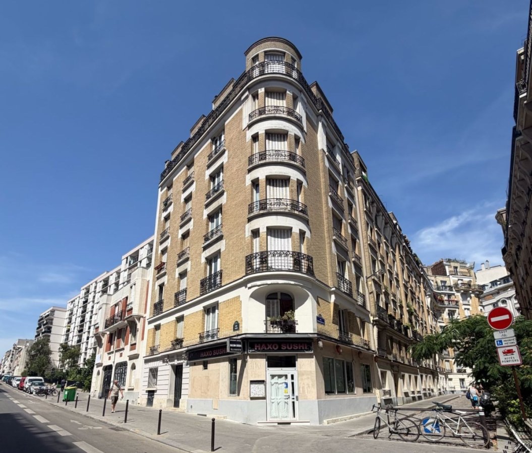 Le 60 B Haxo, Paris 20. 