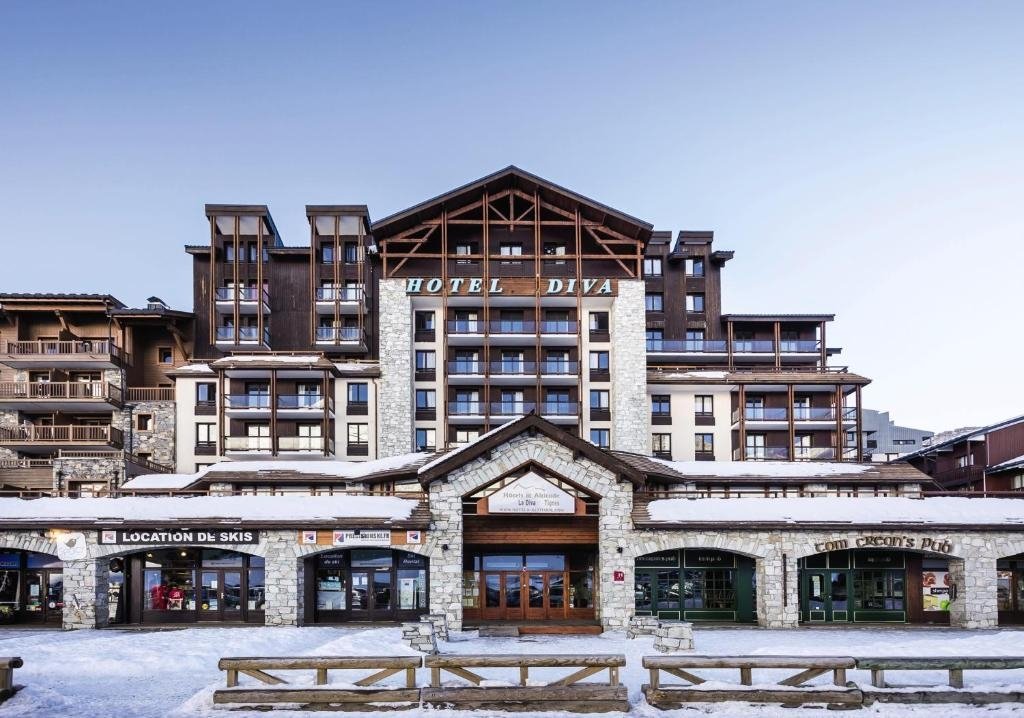 Wesharebonds a financé l'acquisition des murs d’une boutique de ski à Tignes. Wesharebonds a financé l'acquisition des murs d’une boutique de ski à Tignes.