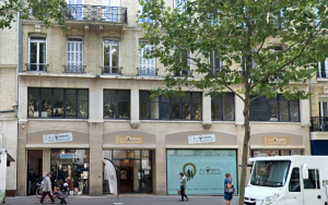 La Maison Vuitton pose ses bagages et fait briller la rue Saint