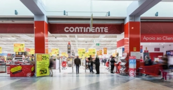 L'hypermarché Continente Montijo près de Lisbonne L'hypermarché Continente Montijo près de Lisbonne