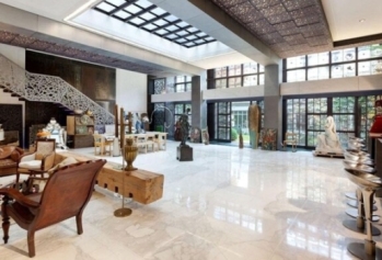 L'intérieur de l'hôtel particulier de Gérard Depardieu. © Daniel Féau L'intérieur de l'hôtel particulier de Gérard Depardieu. © Daniel Féau