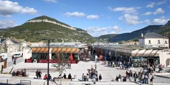 Centre commercial La Capelle à Millau