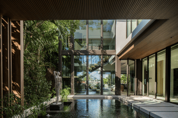 Maison Rive Gauche à Miami. © SOCRI LIMITED / Jeanne Canto