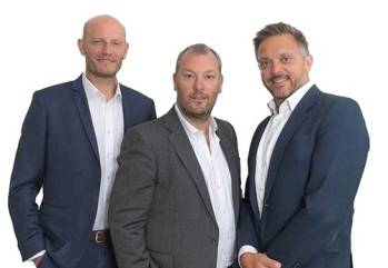 Les dirigeants de Cassian : Steve Woodward, Giles Wintle et Will Woodhead. 