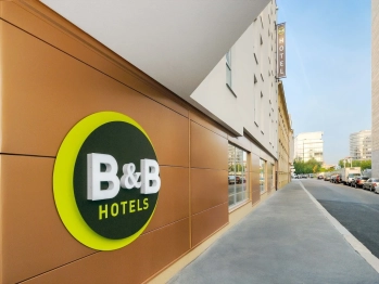 Le B&B Hotel Pague City