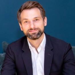 Fabrice Le Saché, Erigere