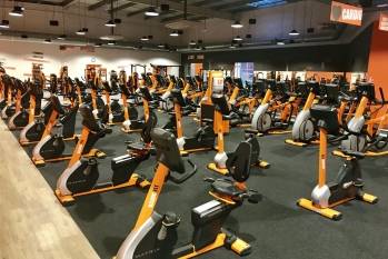 Une salle Basic Fit