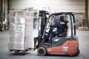 Logistique entrepôt machine - © DSV - 600