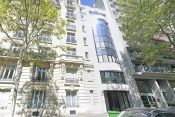 L'immeuble de bureaux situé au 62 Pereire à Paris. ©Google Maps L'immeuble de bureaux situé au 62 Pereire à Paris. ©Google Maps