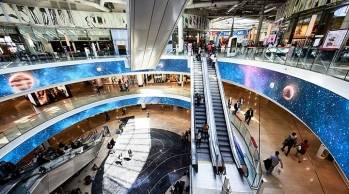Le centre Westfield Les Quatre Temps, à La Défense. © URW