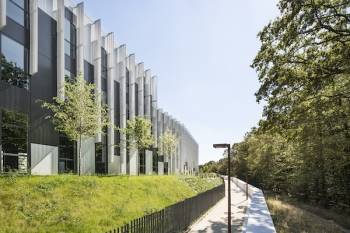 Le siège de Bose à Saint-Germain-en-Laye, acquis par Sodify © Hubert Godet Architecte