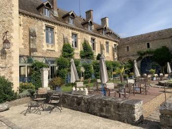 L'abbaye des Vaux de Cernay, dans les Yvelines. 
