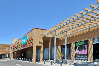 Le retail park de Saint-Leu à La Réunion, réalisé par CBo Territoria