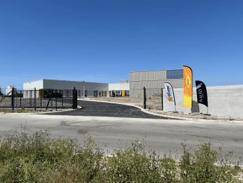 Le bâtiment occupé par Colas à Saintes. 