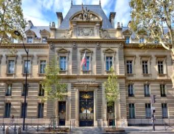 Le 231 boulevard Saint-Germain va être profondément repensé par le fonds qatari Constellation.