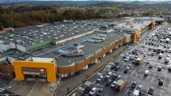 Le centre commercial Valentin situé à Besançon ©David Lebrun