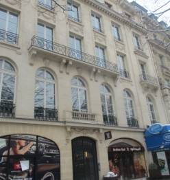 Le 63 Champs-Elysées détenu par Adrien Labi. 
